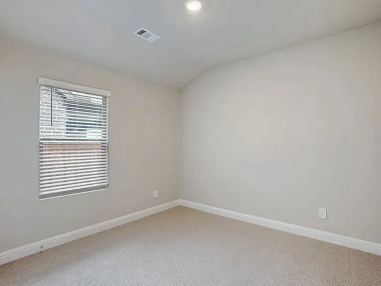 1209 Gardendale Hollow Ln — Photo 7