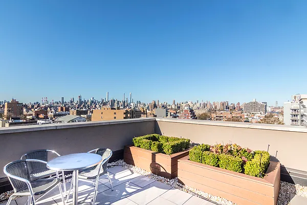 Rented by Modern Spaces | media 27