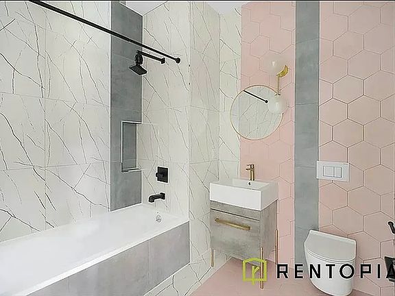 5th image of 209 Montrose Ave #3E