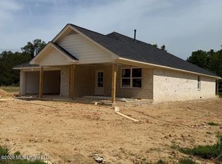 8894 Jackson Ln, Olive Branch, MS 38654