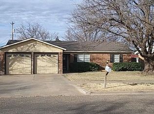 1408 W 25th St, Plainview, TX 79072