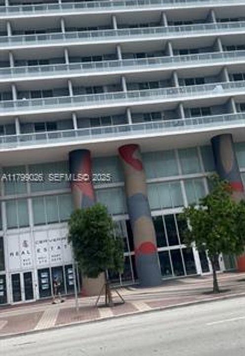 1st image of 50 Biscayne Blvd APT 2204