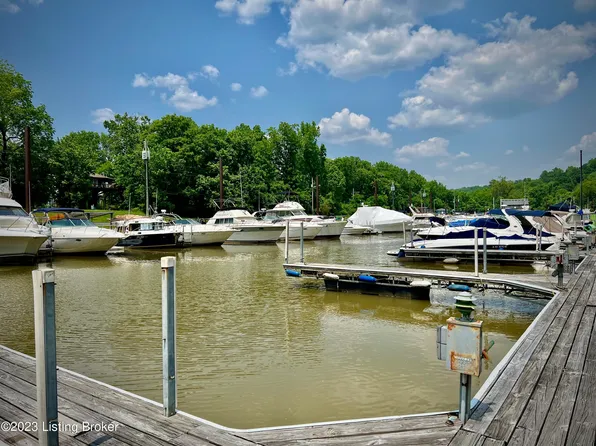 147 Alexis Cv W, Prospect, KY 40059