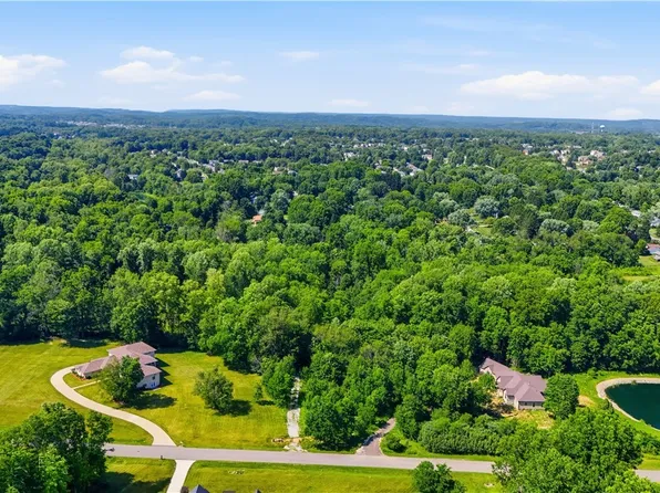 20 S Hametown Rd, Copley, OH 44321