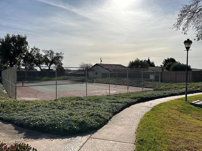 4587 Foxenwood Ln — Photo 17