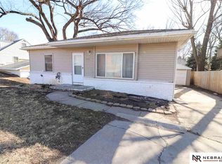 7535 Military Ave, Omaha, NE 68134