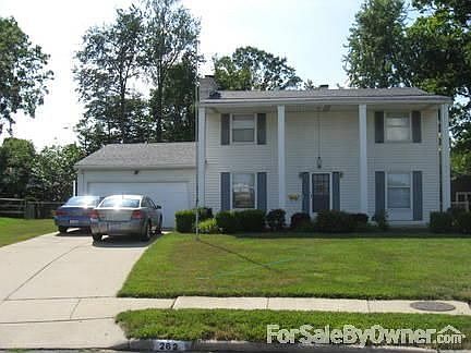 Front view from street : 4 Bedrooms, 2 full baths, 2 half baths, 3/4 finished basement