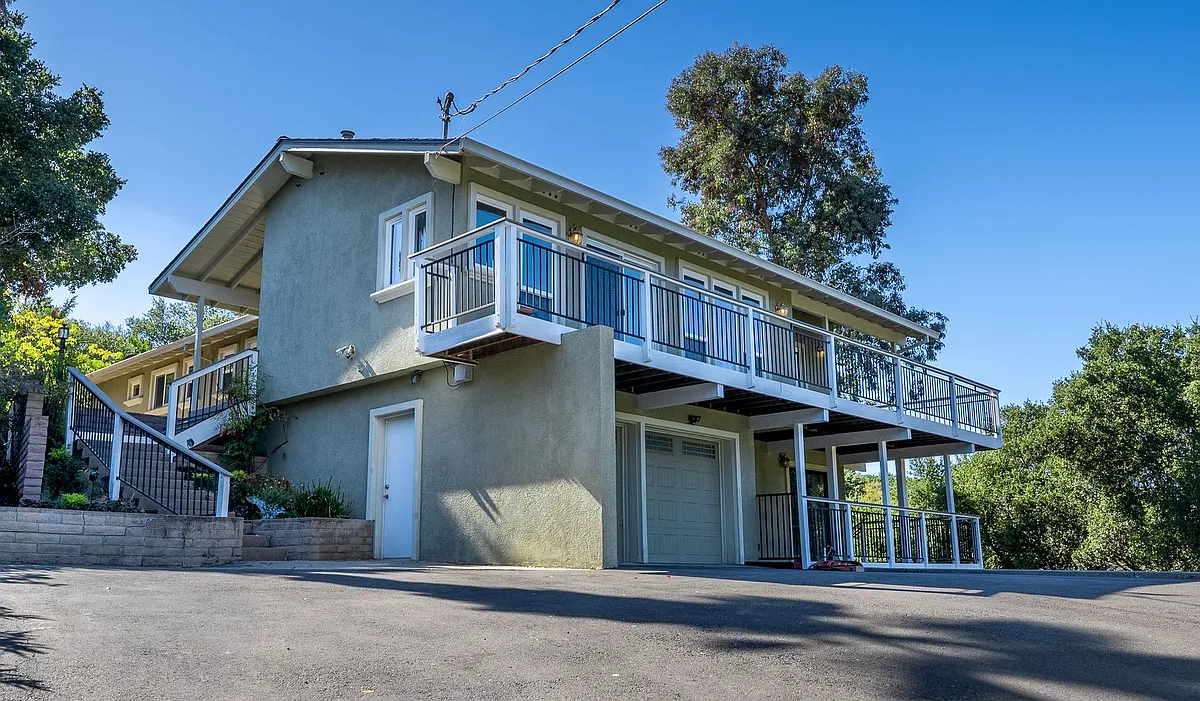 Building Photo - 17115 Copper Hill Dr