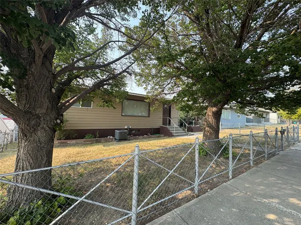 118 5th Ave SW, Cut Bank, MT 59427