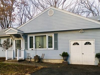 1 Rocky Ln, New Windsor, NY, 12553