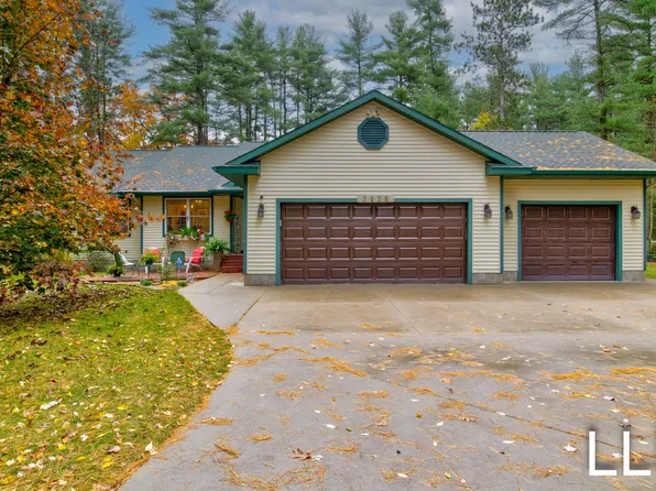 7426 Wiczer Dr, Whitehall, MI 49461