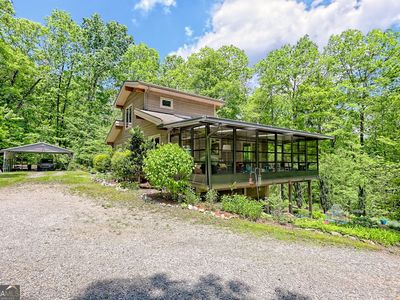 203 Nichols Branch Ln, Clayton, GA, 30525