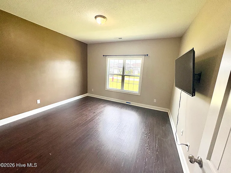 311 Aquamarine Cir — Photo 29