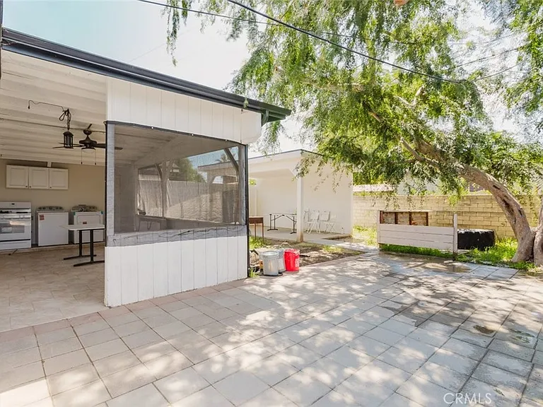16404 Donmetz St — Photo 26