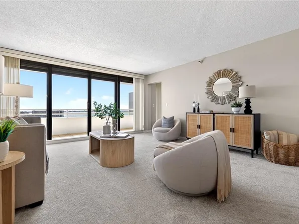 5950 Pelican Bay Plz S Penthouse 2E, Saint Petersburg, FL 33707