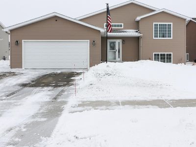 5217 47th Ave S, Fargo, ND, 58104