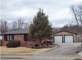 1121 W Mill Rd, Evansville, IN 47710