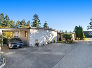 1359 Cranberry Ave #D, Nanaimo, BC V9R6L5