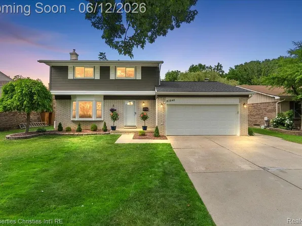 43848 Arlington Rd, Canton, MI 48187