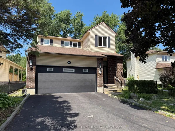 31 A Rastila Cres, Ottawa, ON K1T 2C5