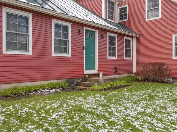 379 Weeks Hill Rd #2, Stowe, VT 05672