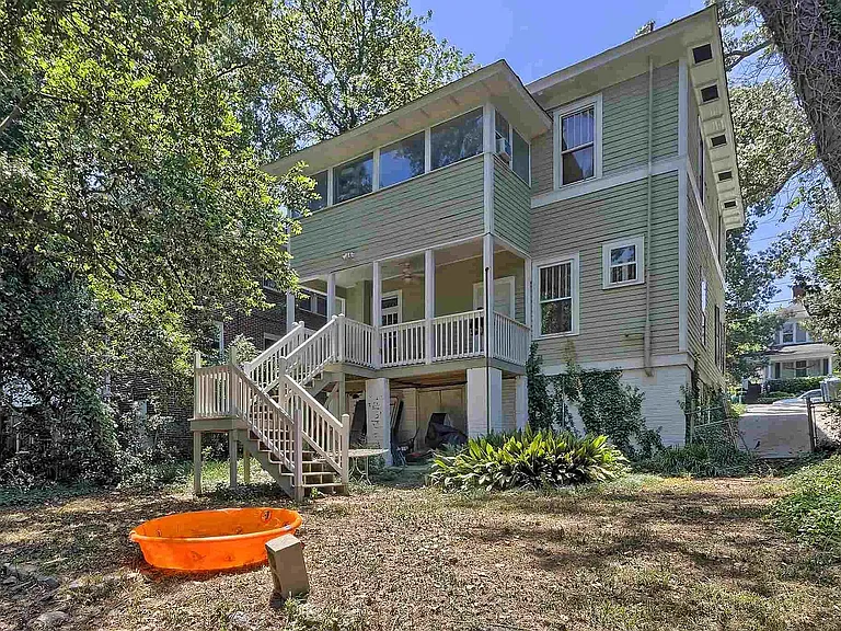 1008 Laurens St — Photo 11