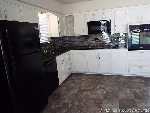 1912 W Evergreen St — Photo 7