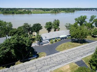 28747 E River Rd, Perrysburg, OH 43551