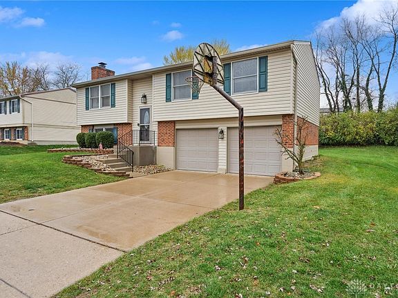 3rd image of 6311 Silverbell Ct