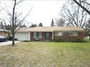 5200 Robert St, Shelby Township, MI 48316