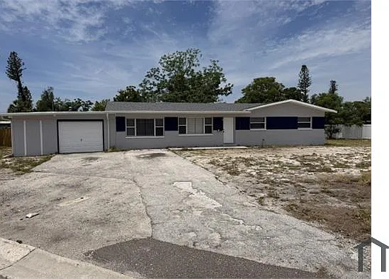 4301 Tuna Dr SE — Photo 2