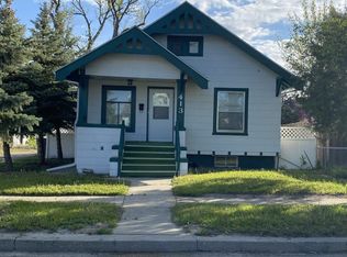 413 E Benham St, Glendive, MT 59330