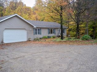 9494 Peddler Lake Rd, Clarksville, MI 48815