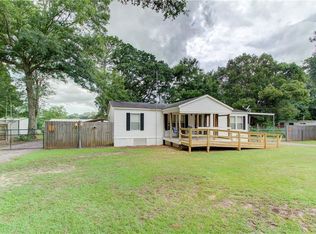 10086 Pecan St, Grand Bay, AL 36541