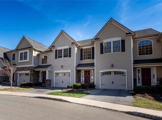 1650 Finches Garden Rd, Bethlehem, PA 18015