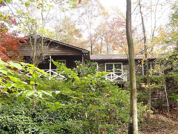 2nd image of 223 Sabrina Ct
