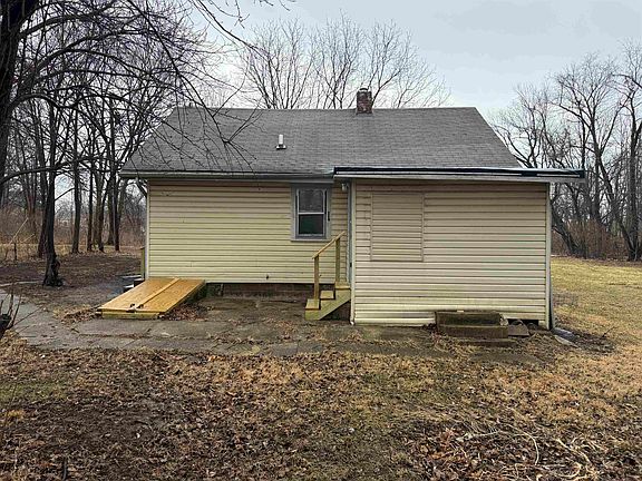 4th image of 501 Alberts Ct