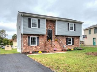 947 Pleasant St, Richmond, VA 23223