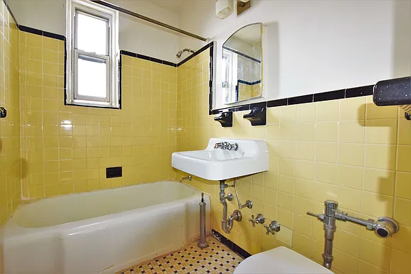 Rented by NYC Realty Brokers LLC | media 10