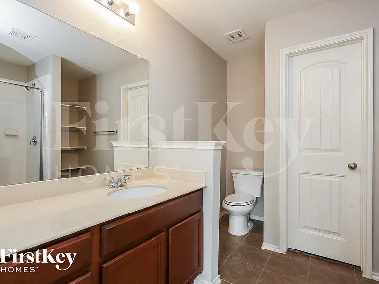 1313 Waco Turner — Photo 9