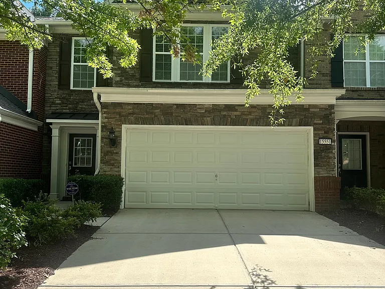 15551 Canmore Ln — Photo 1