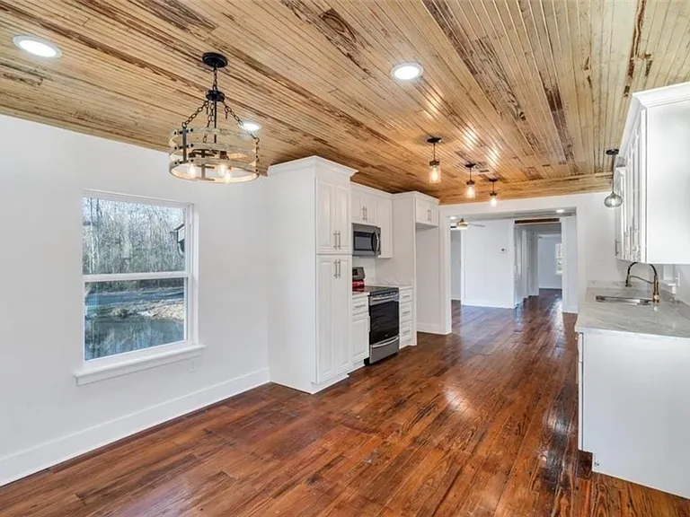 12301 Willow Dr — Photo 12