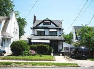 19255 Hollis Ave, Hollis, NY 11423