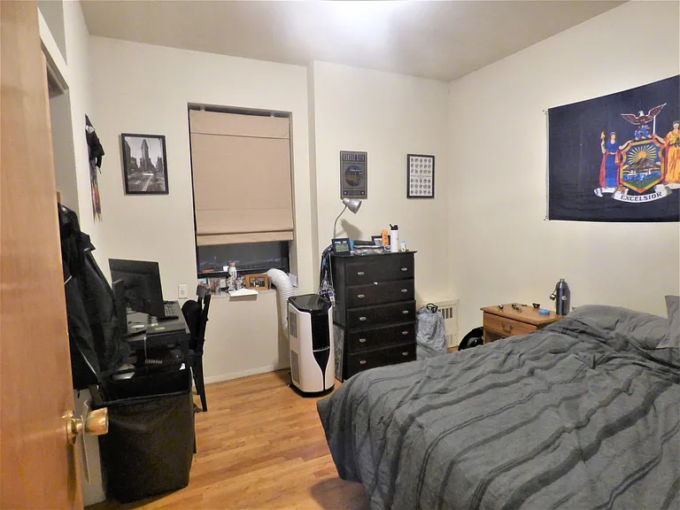 333 E 70th St #10 — Photo 8