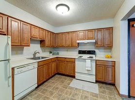 Dahcotah View Apartments