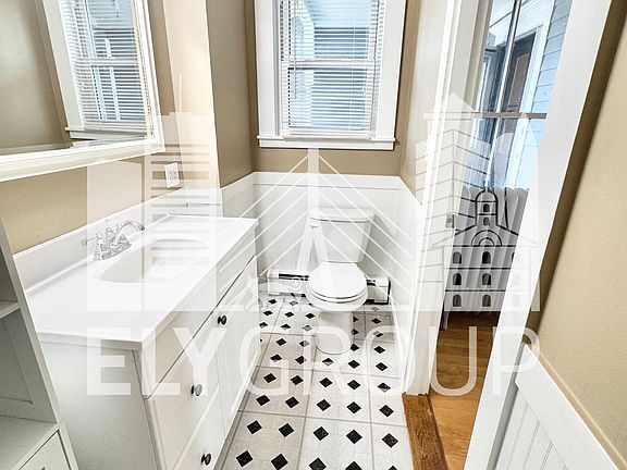 5th image of 30 Spruce St #1