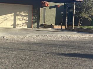 614 Diez Y Ocho Ct SE, Rio Rancho, NM 87124