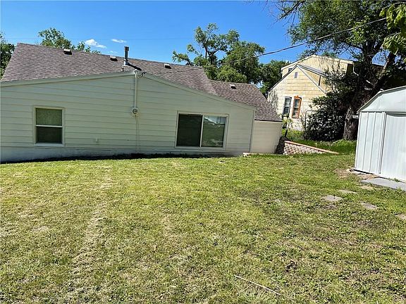 5th image of 5004 Walker Ave