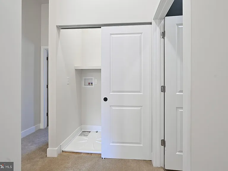 151 N York St #C — Photo 10