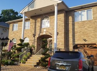 201 Aspinwall St FLOOR 2, Staten Island, NY 10307